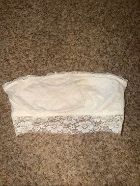SO Lace Strapless Bandeau Bra size M
